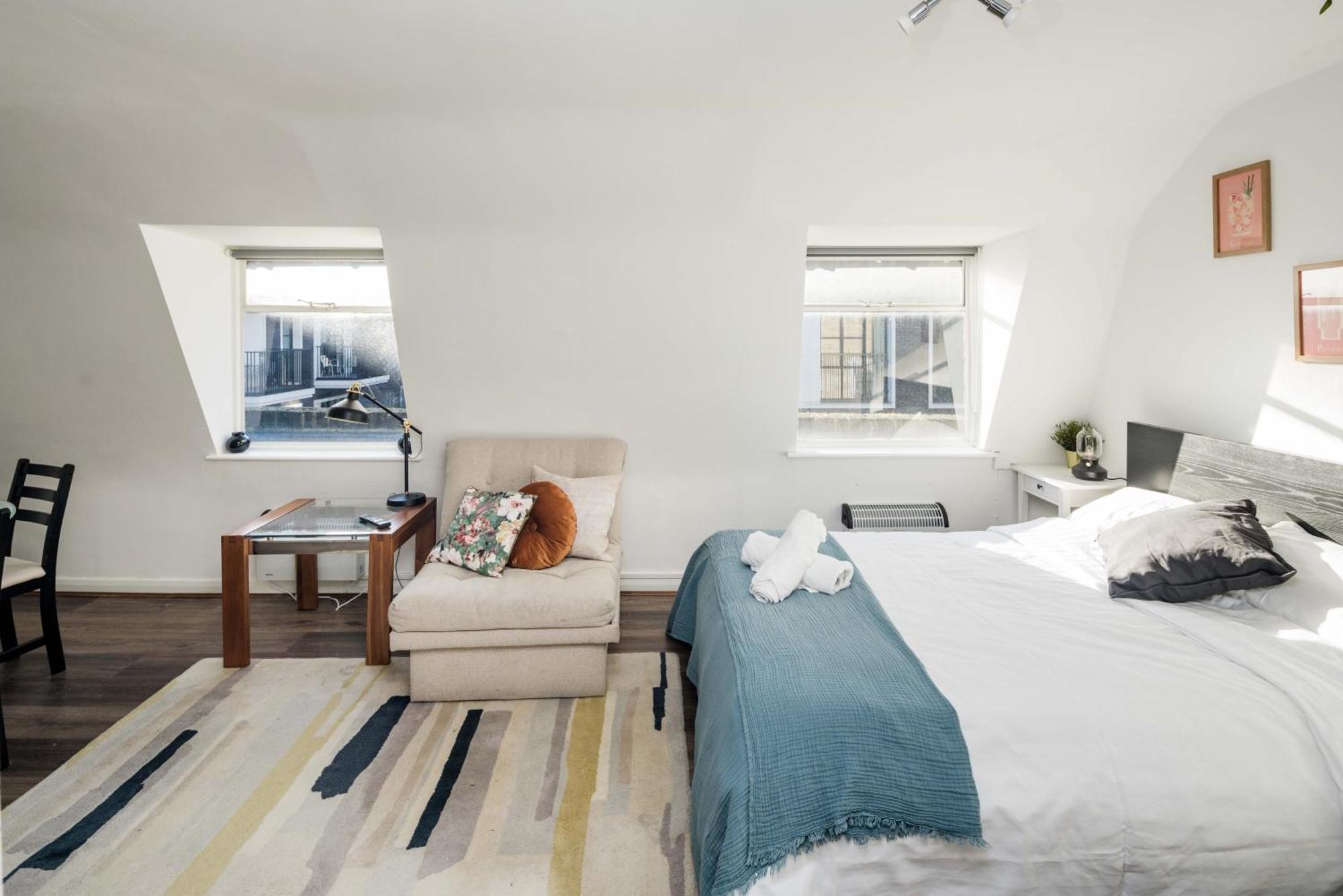 Bright Fitzrovia Studio Лондон Экстерьер фото